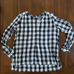 LOFT Long Sleeve Black Plaid collarless Button up Blouse Size M Women’s
